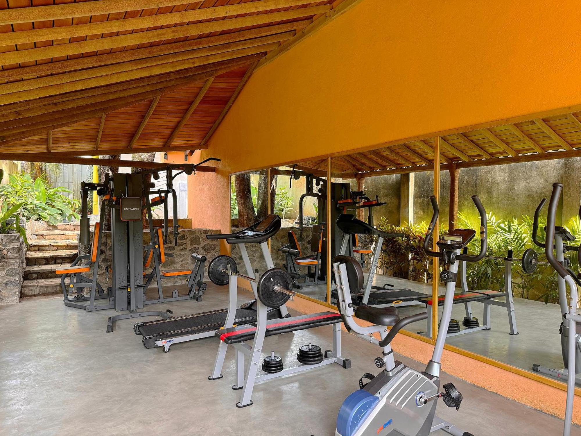 Coastline Mirissa Boutique Hotel And Spa Екстер'єр фото